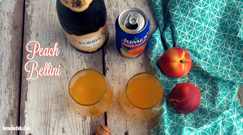 The Best Sweet Peach Mimosas (Mimosas with Peach Schnapps