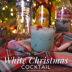 If you are on the hunt for you signature Christmas cocktail, look no further than this combination of vanilla, mint, and coffee flavors that make this White Christmas cocktail recipe a perfect drink for the Christmas season. 
