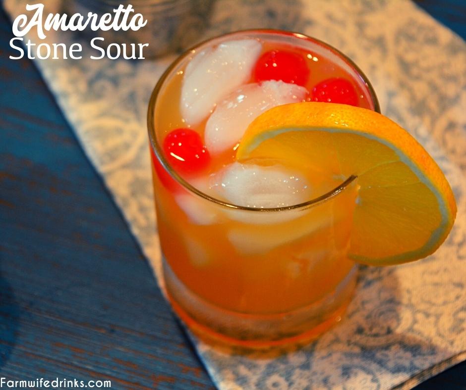 This sweet and tangy combination of Amaretto, sweet and sour and orange juice makes the perfect Amaretto Stone Sour. 