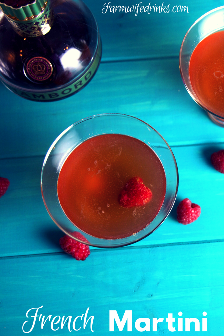 French Martini is a simple martini recipe that even the new to martini drinker will enjoy. Full of flavor and incredibly smooth with the combining of vodka, Chambord and pineapple juice leaving everyone wanting one more cocktail. #martini #vodka #chambord