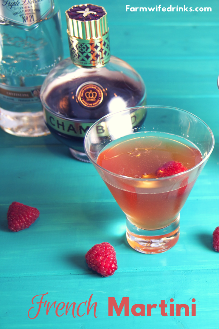 French Martini is a simple martini recipe that even the new to martini drinker will enjoy. Full of flavor and incredibly smooth with the combining of vodka, Chambord and pineapple juice leaving everyone wanting one more cocktail. #martini #vodka #chambord