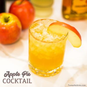 Apple pie cocktail is an apple cider cocktail combined with vanilla vodka, Fireball whisky, and ginger liquor for a the liquid version of the American favorite, apple pie.