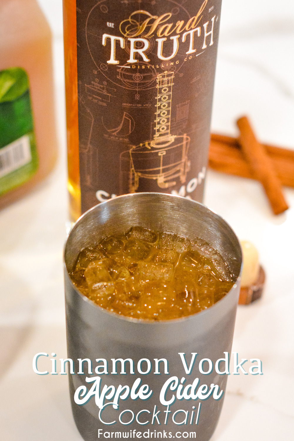 Cinnamon vodka apple cider cocktail is a simple fall cocktail for the vodka lovers out there.