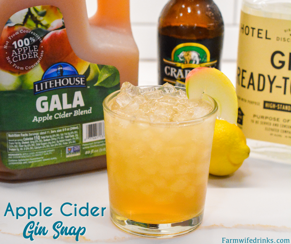 Apple cider gin snap is a gin variation to the a Moscow mule with the combination of ginger beer, apple cider, gin, and lemon juice to create a ginger apple cider gin cocktail.