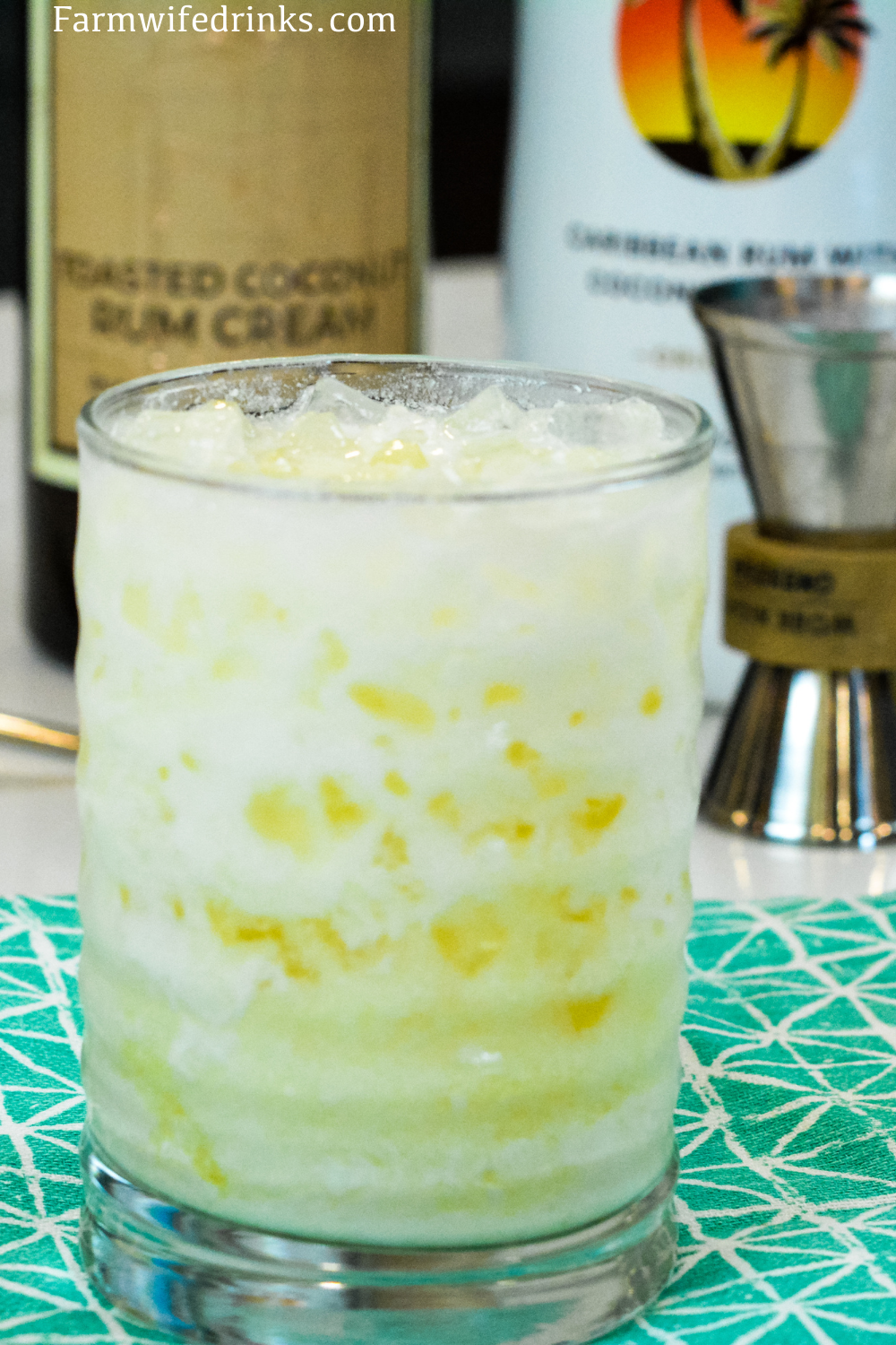 Pineapple rum cream drinks store