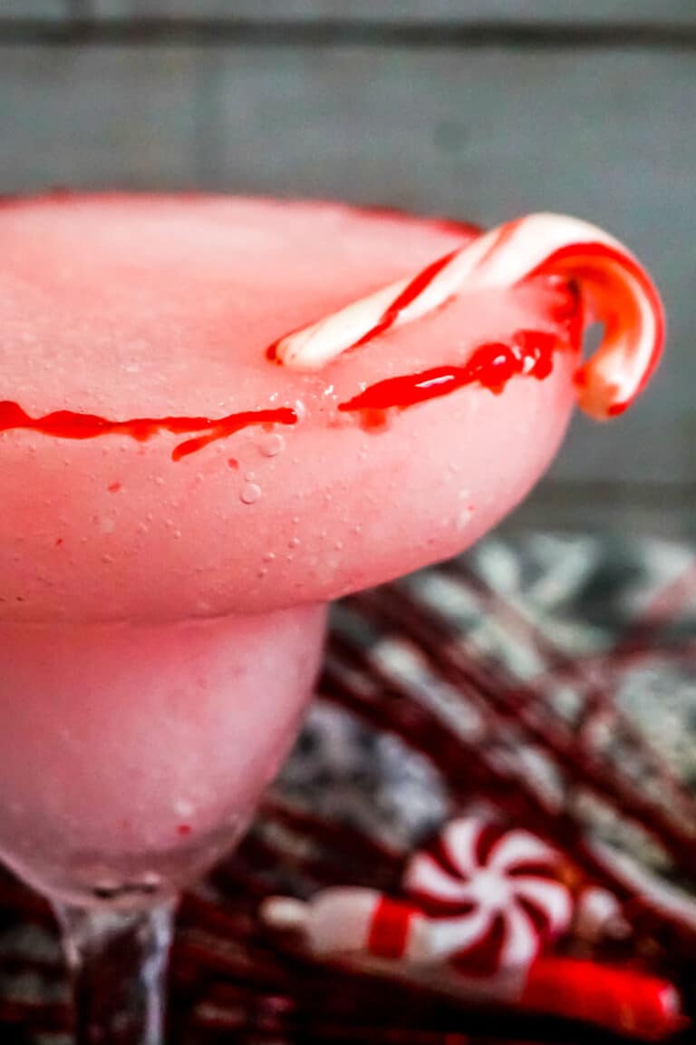 The heat of the summer can quickly make your cocktails warm. Here are a