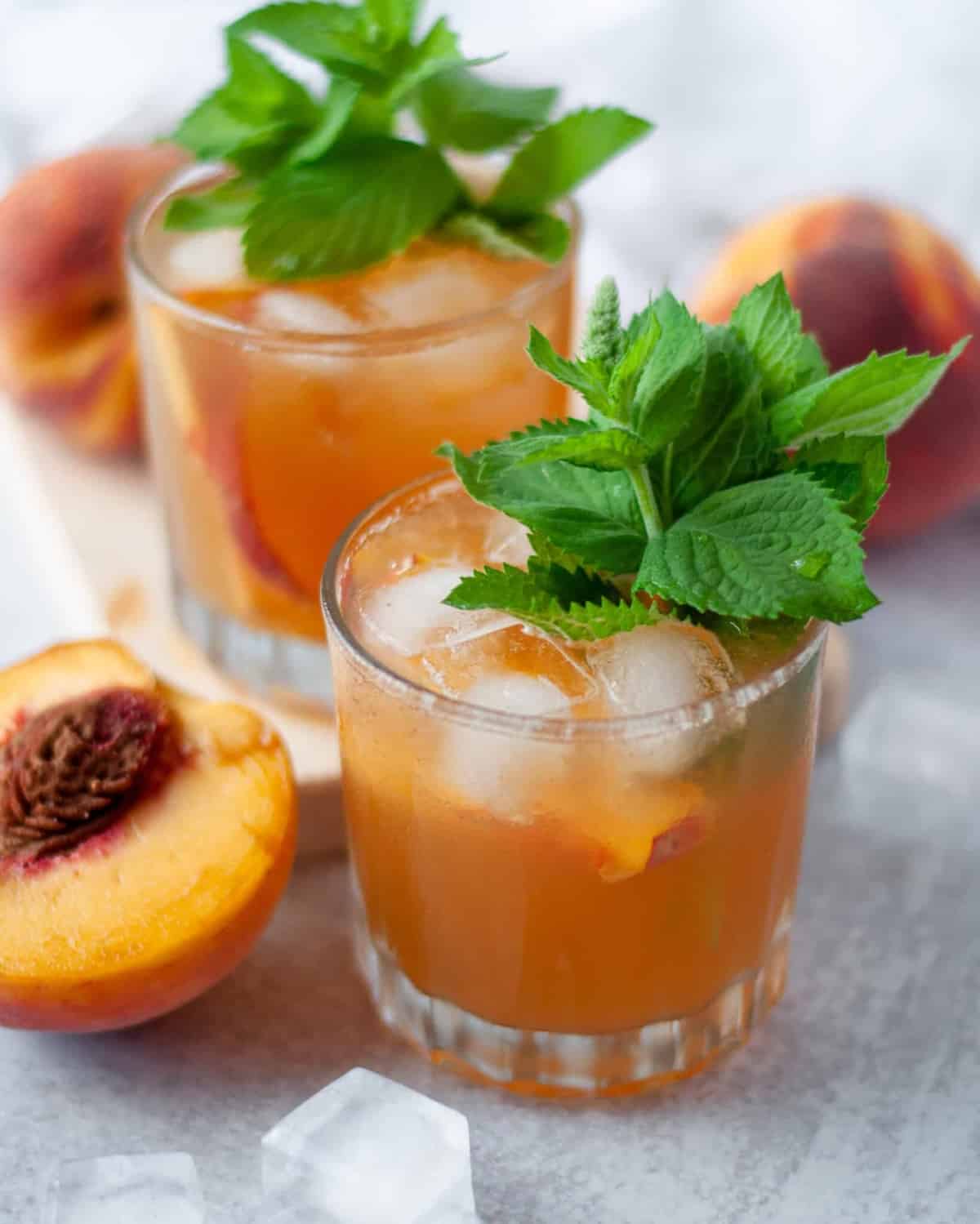 bourbon peach smash