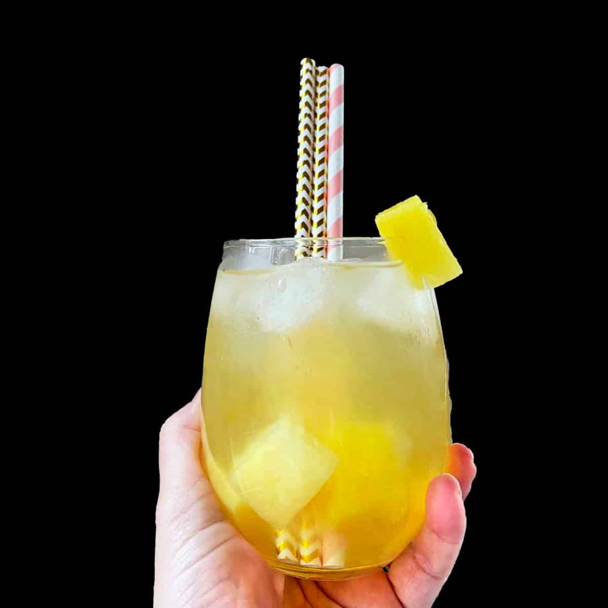 pineapple refresher copycat starbucks cold drink recipe