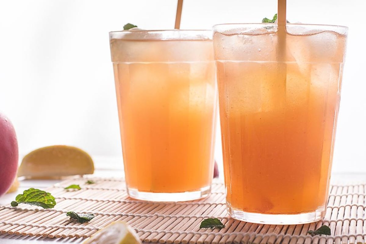 starbucks peach black tea lemonade copycat starbucks cold drink recipe