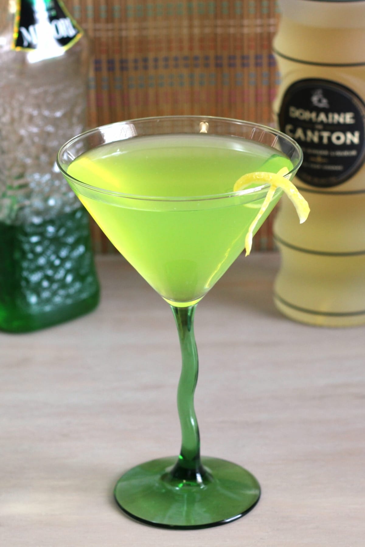 38 - honeydew-ginger-martini-1365x2048-martini-recipes