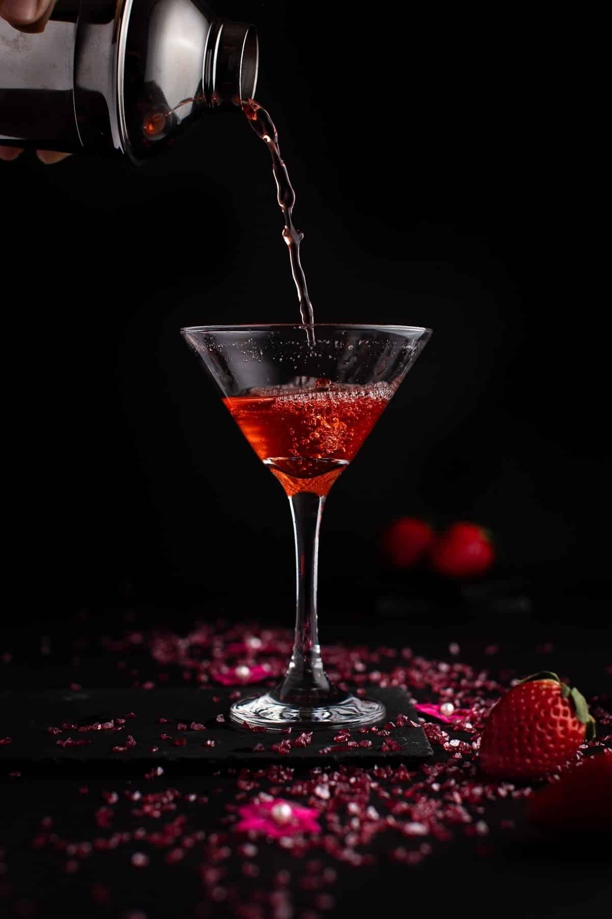 42 - strawberry-martini-5-martini-recipes