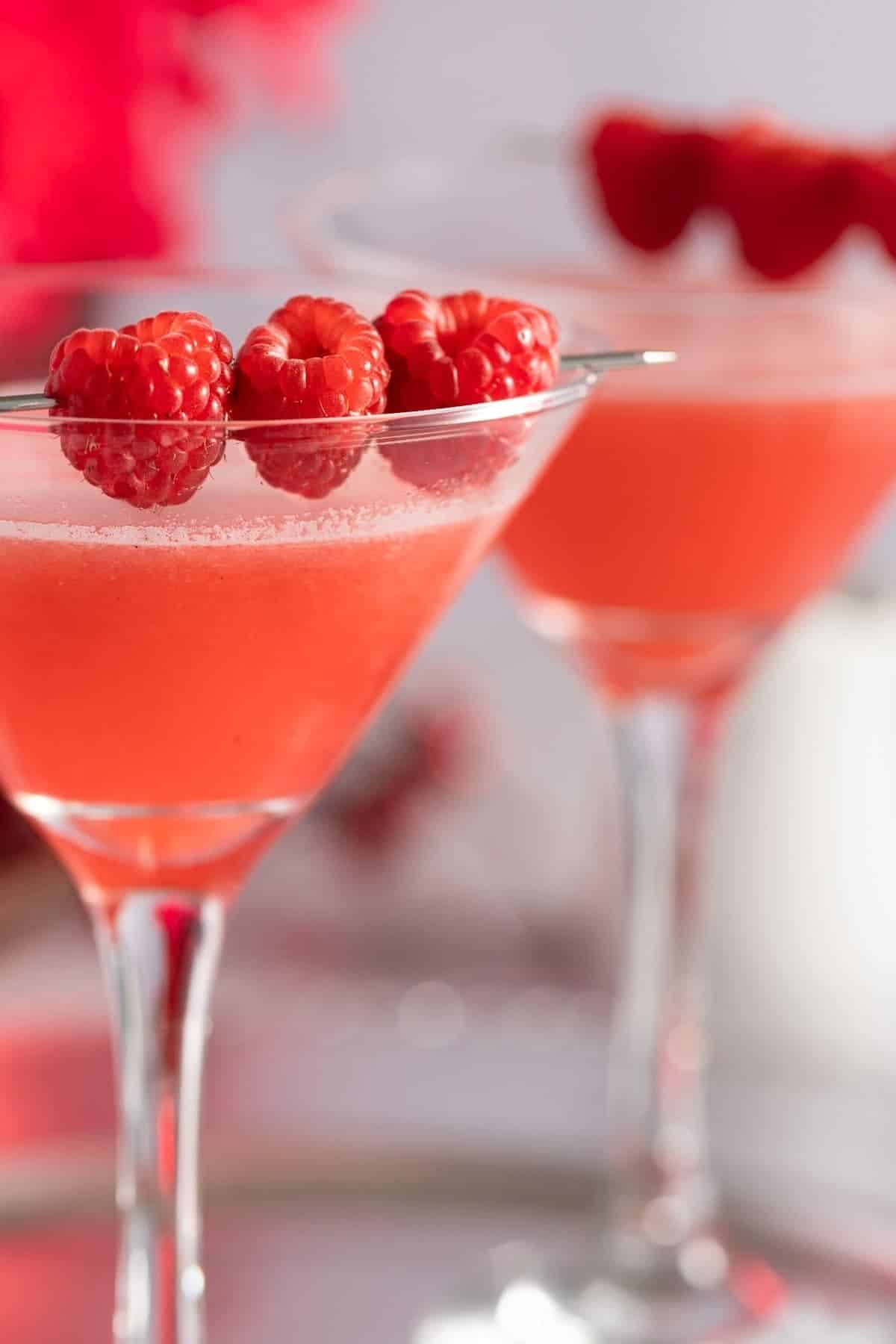 43 - raspberry-martini-4-martini-recipes