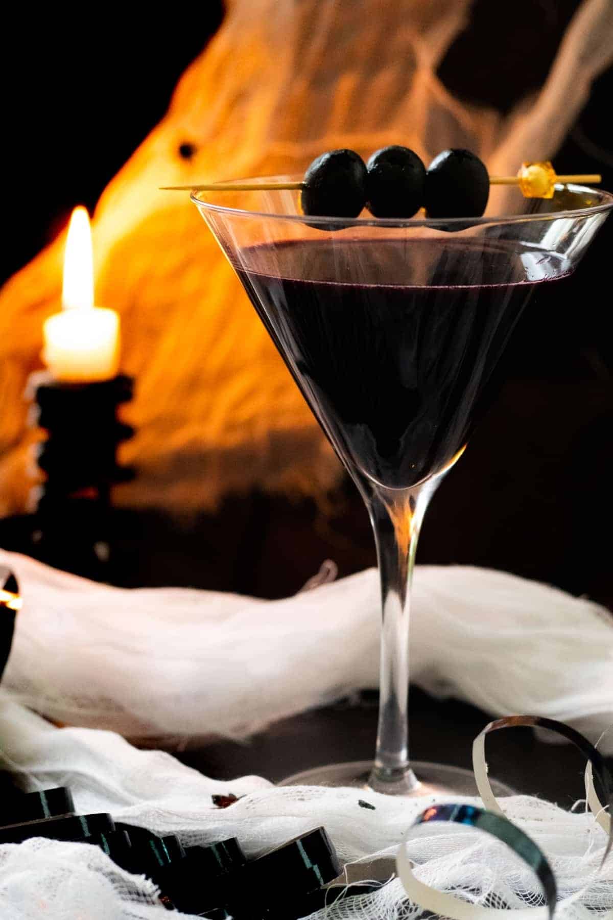 65 - black-widow-martini-4-martini-recipes