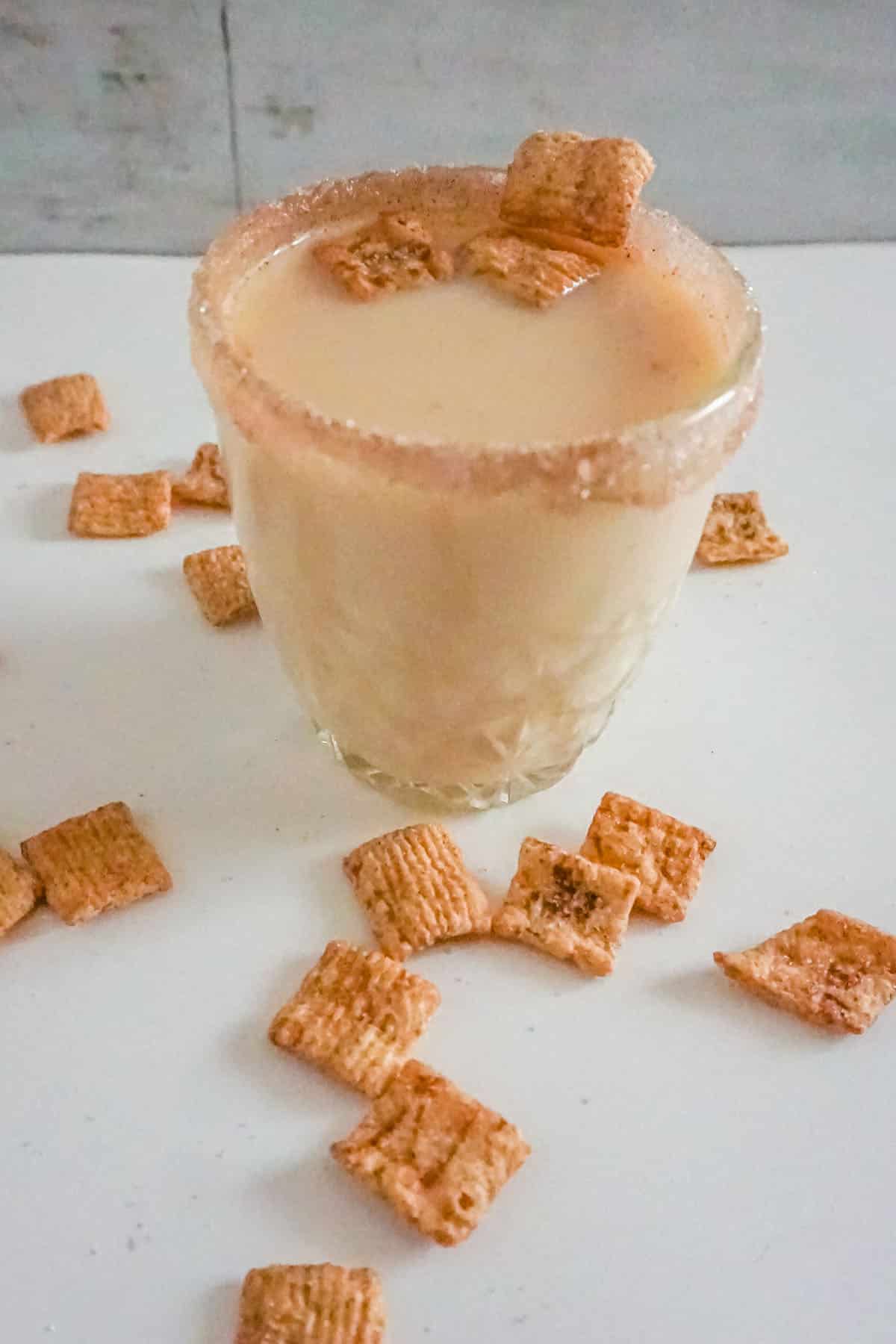 Cinnamon Toast Crunch Shot in a glass