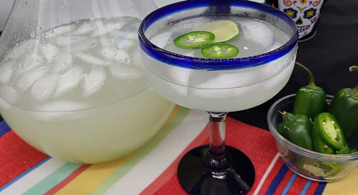 Easy B*tch Margaritas (Simple Margarita) - Cuss Kitchen