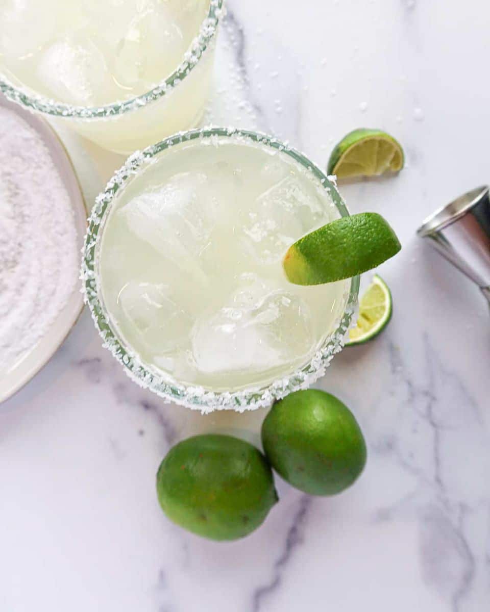 Classic Skinny Margaritas Recipe | Only 5 Ingredients!