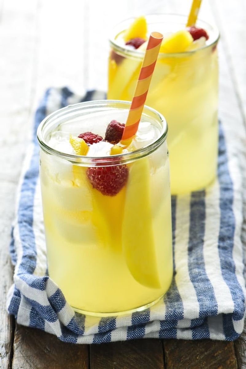 Mango-Pineapple Sangria