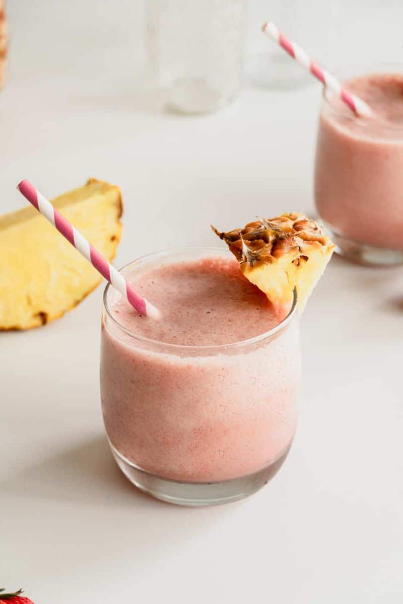 Copycat Smoothie King Recipe: Pineapple Surf - The Curly Spoon