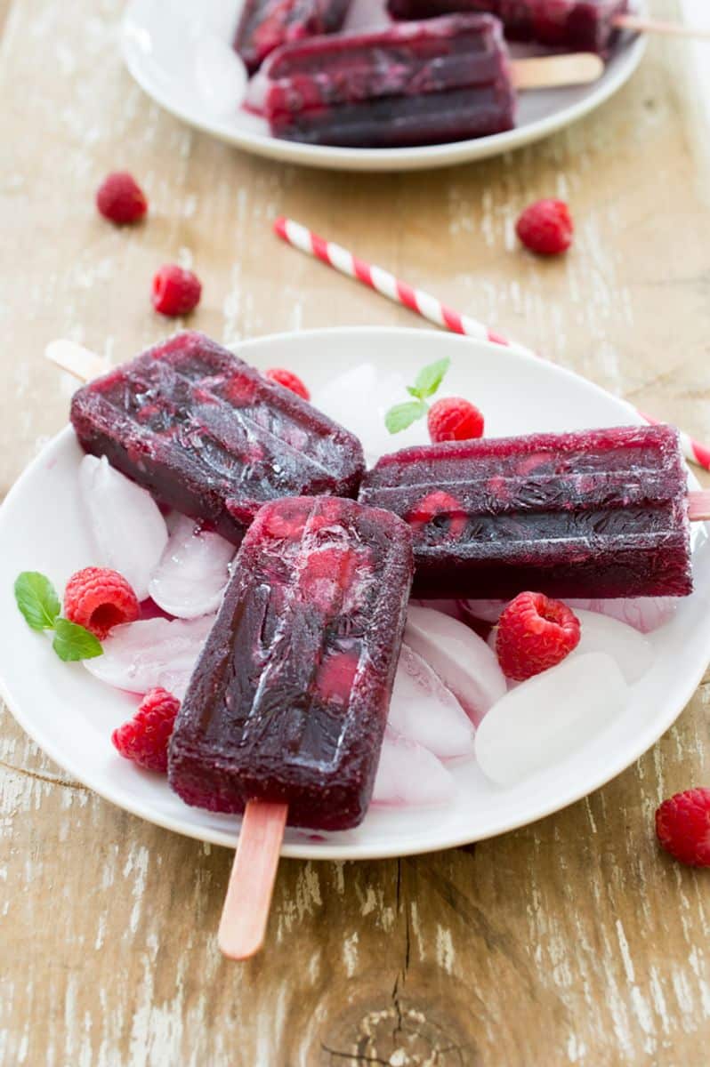 4-Ingredient Raspberry Sangria Popsicles