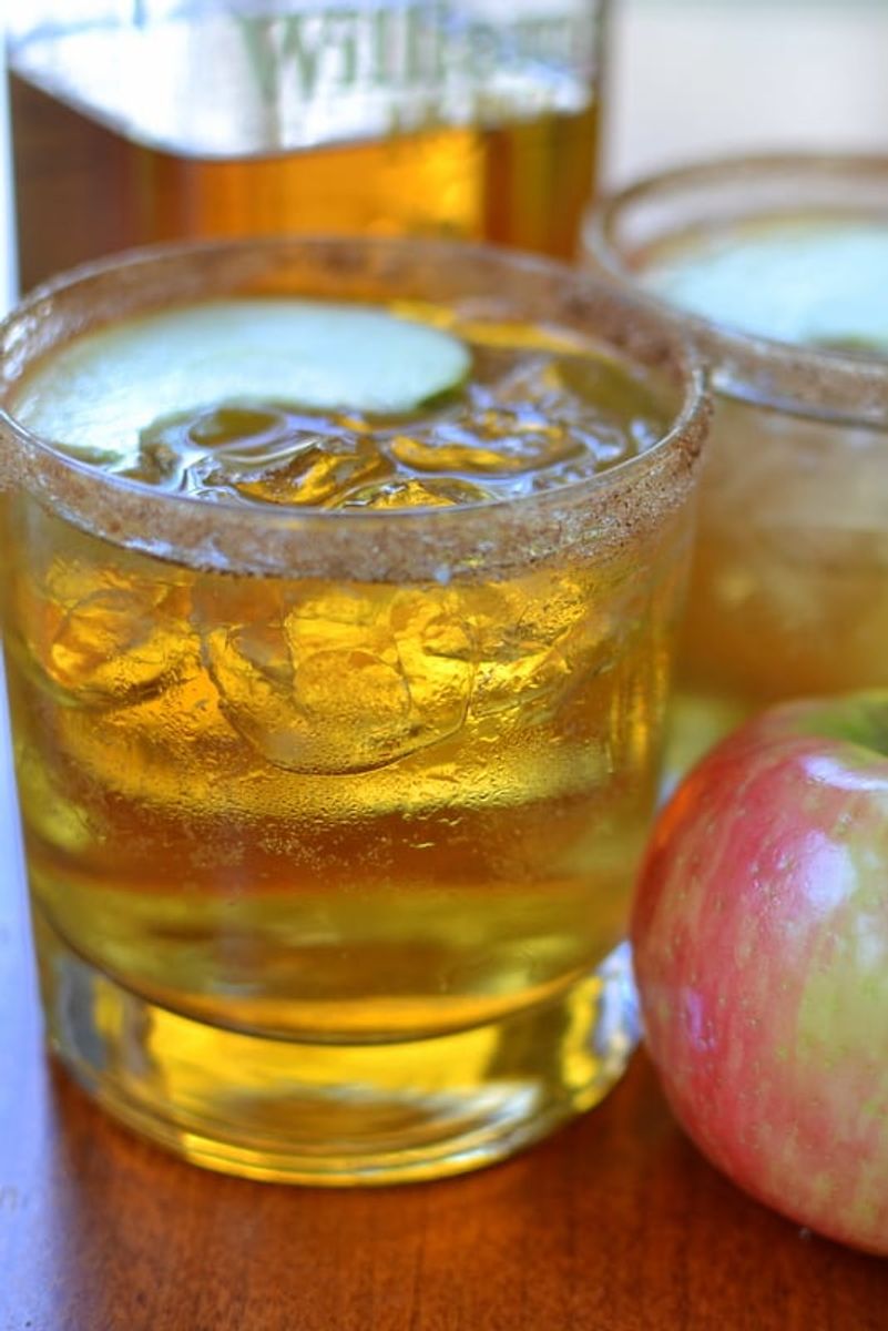 Apple Cider Whiskey Cocktails