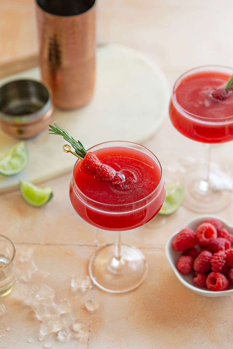 Raspberry Cosmopolitan Cocktail | Good Life Eats