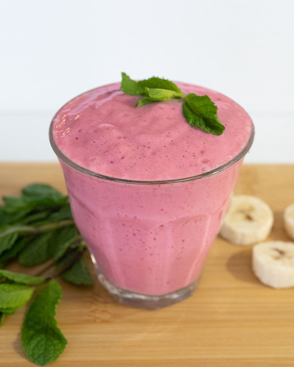 Vegan Strawberry Banana Apple Mint Smoothie