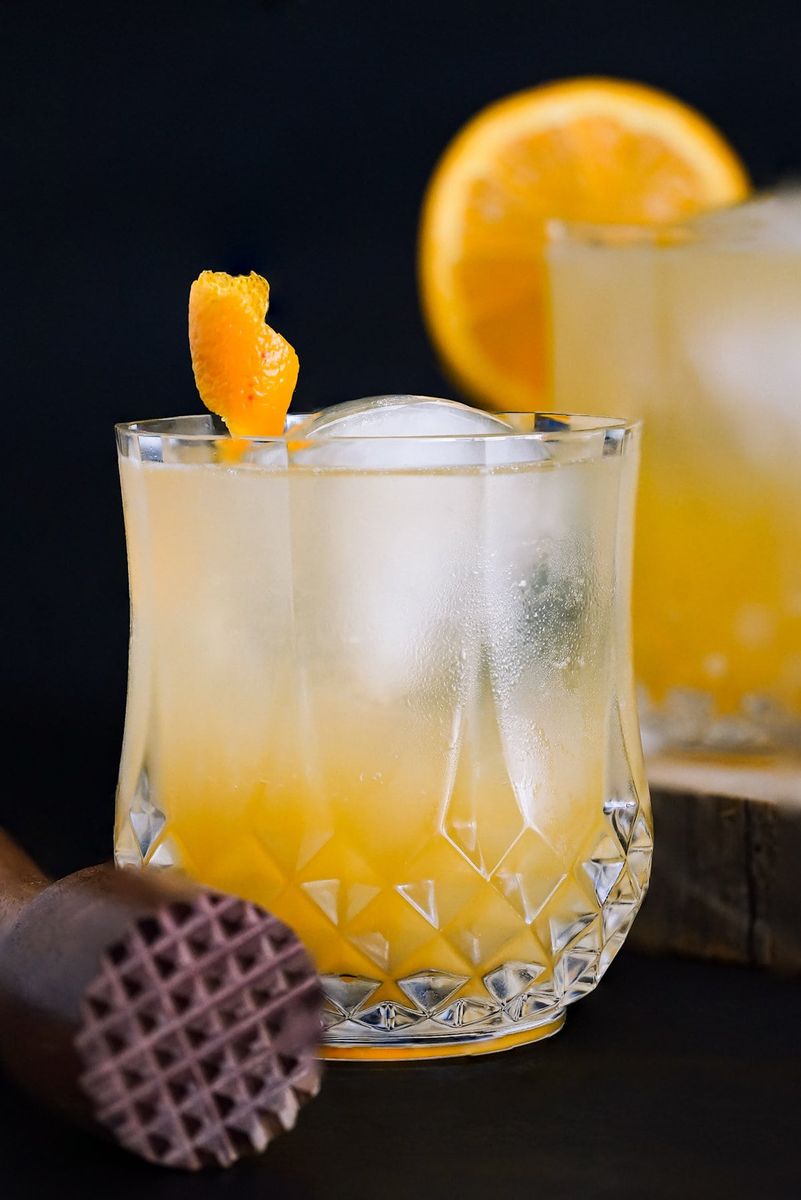 Simple Spiced Rum & Orange Juice