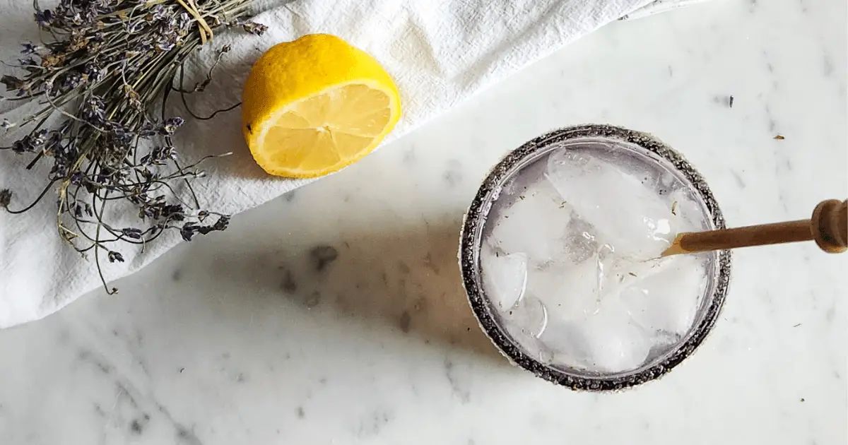 Lavender Lemonade Cocktail