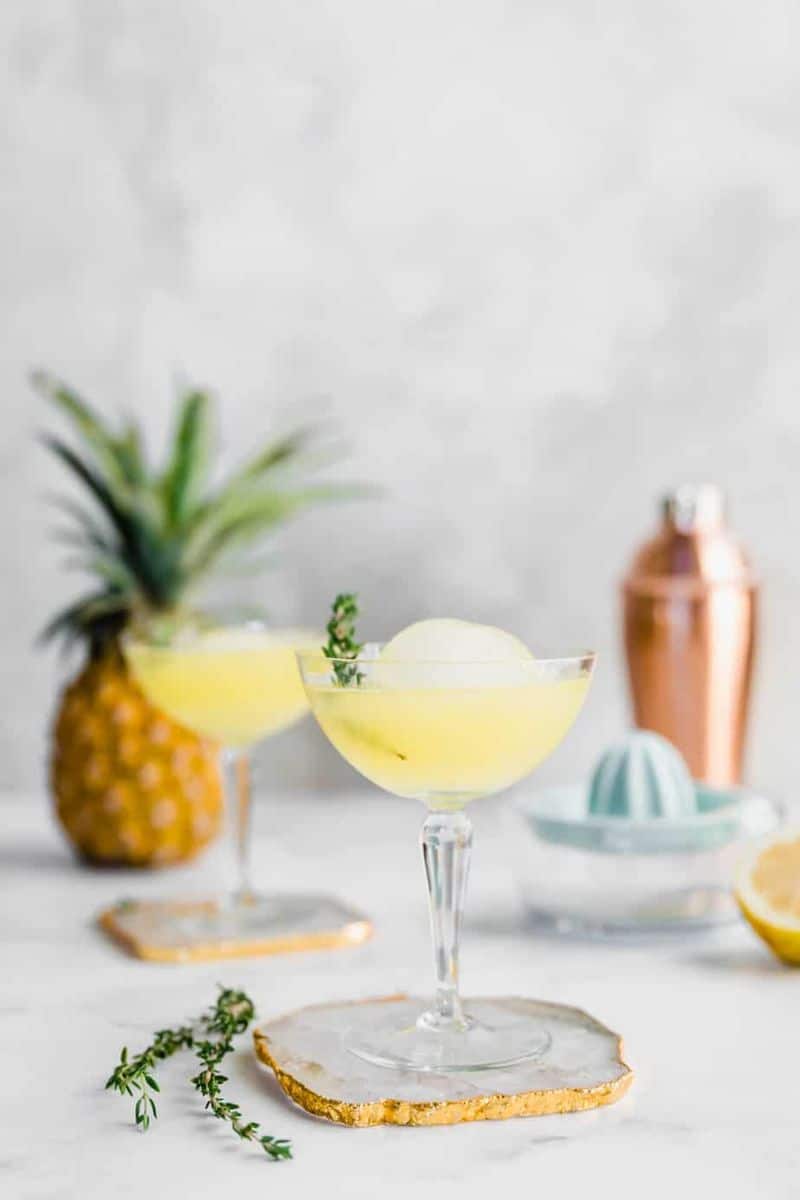 Pineapple Gin & Ginger Beer Cocktail