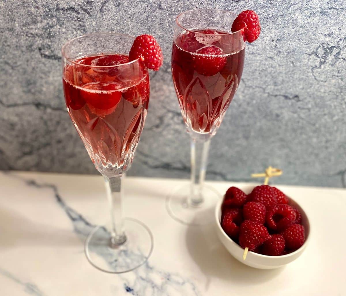 Kir Royale Cocktail Recipe - The Art of Food and Wine