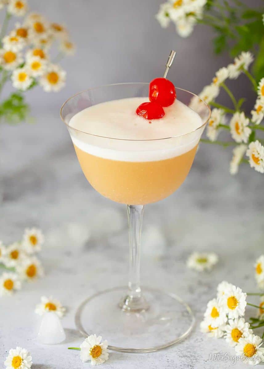 Disaranno Sour (Amaretto Sour) with Bourbon