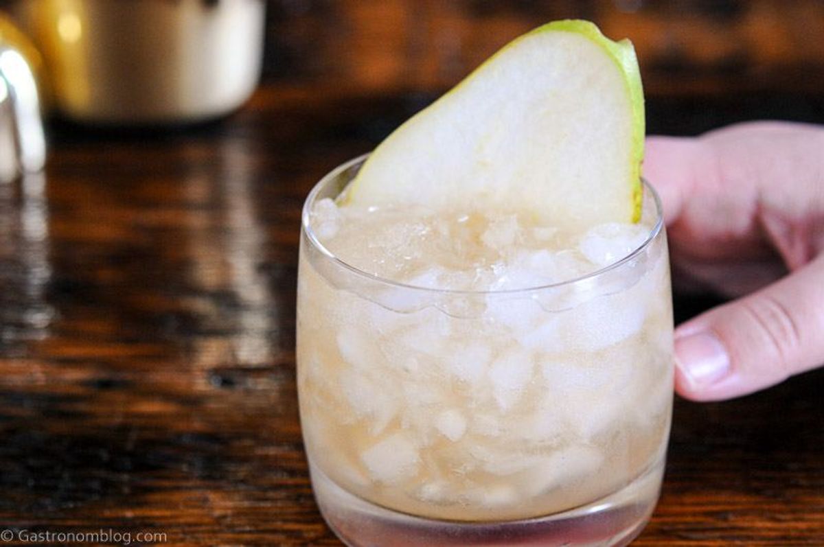 Pear Crisp Cocktail