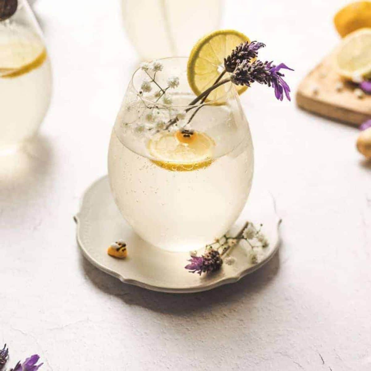 Lavender Bee's Knees (lavender lemon honey cocktail)