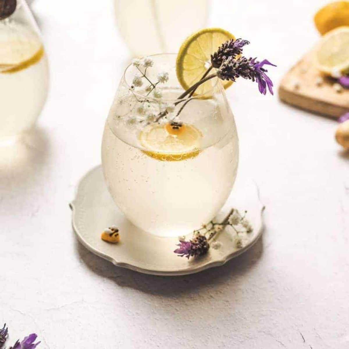 Lavender Bee's Knees (lavender lemon honey cocktail)
