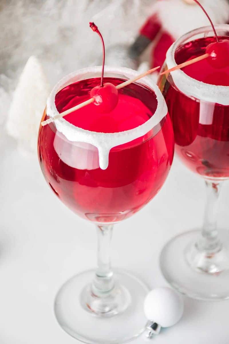 Christmas Vodka Cocktail (Santa Cocktail) - Little Sunny Kitchen