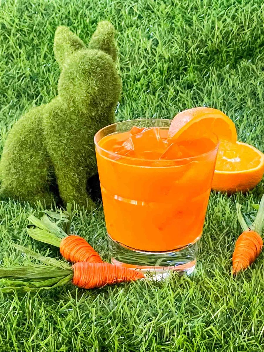 Bunny Tonic Cocktail