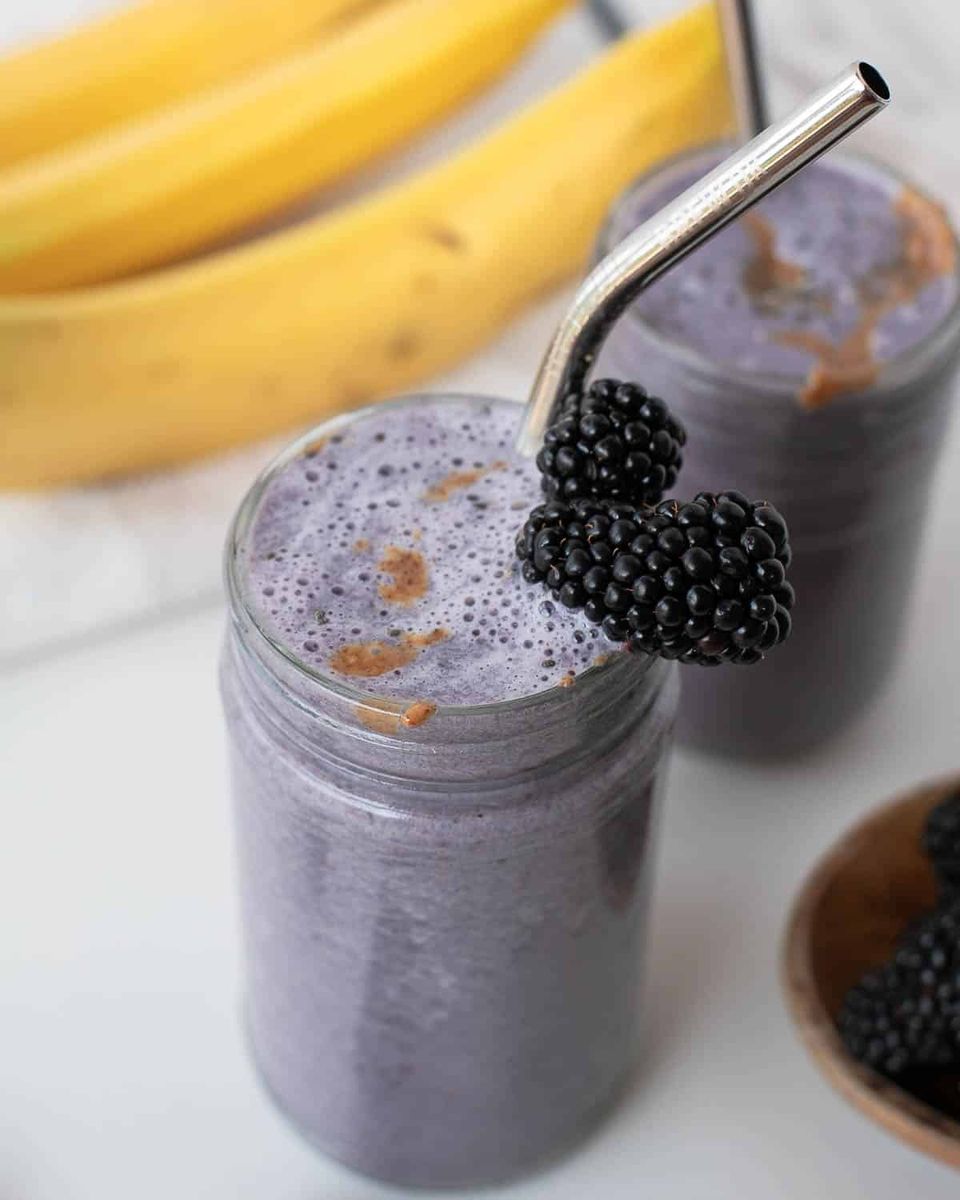 Easy Blackberry Smoothie with Almond Milk and Cauliflower – Fit Mama Real Food