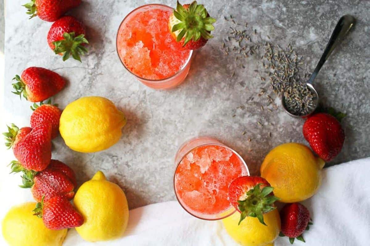 Strawberry Lavender Lemonade