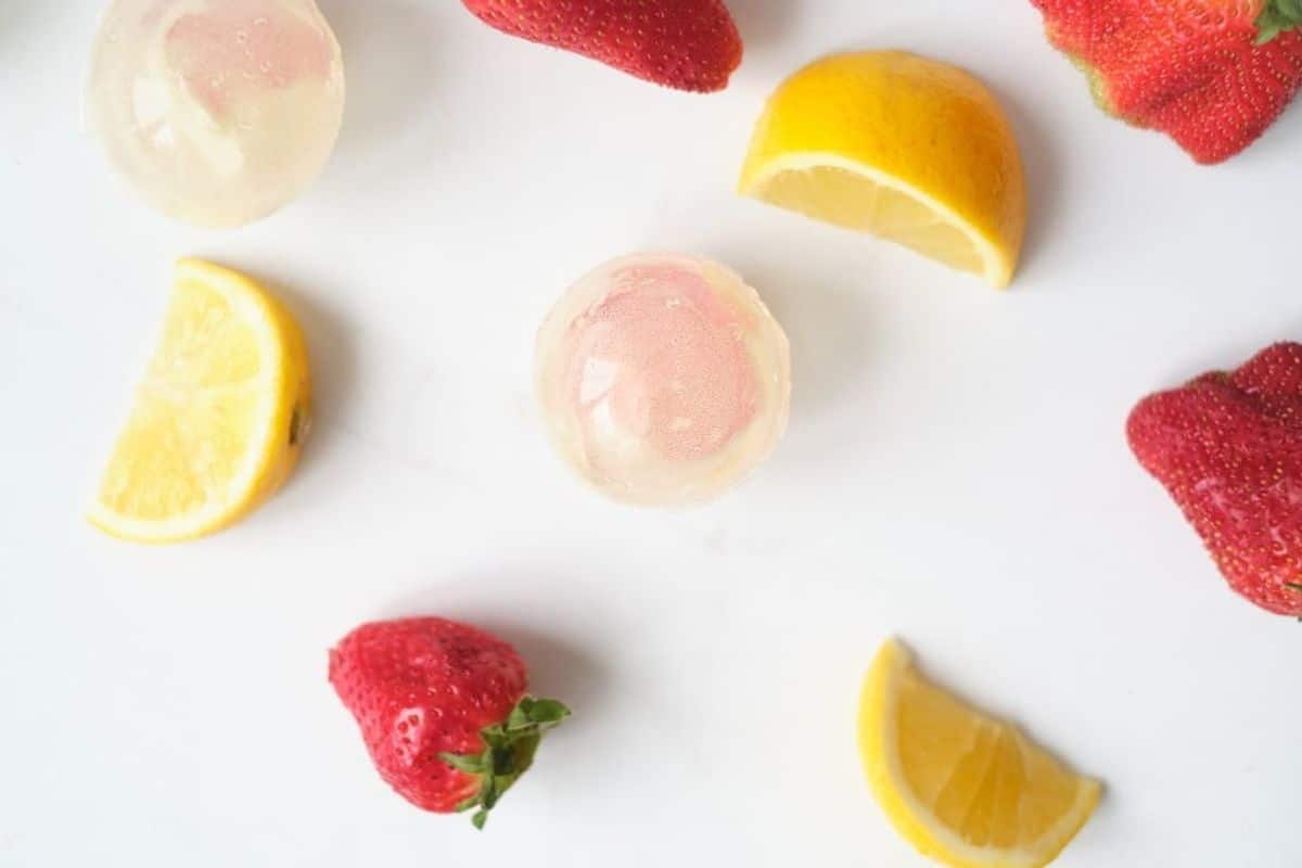 Kool-Aid Balls Recipe: The New Strawberry Lemonade Bomb