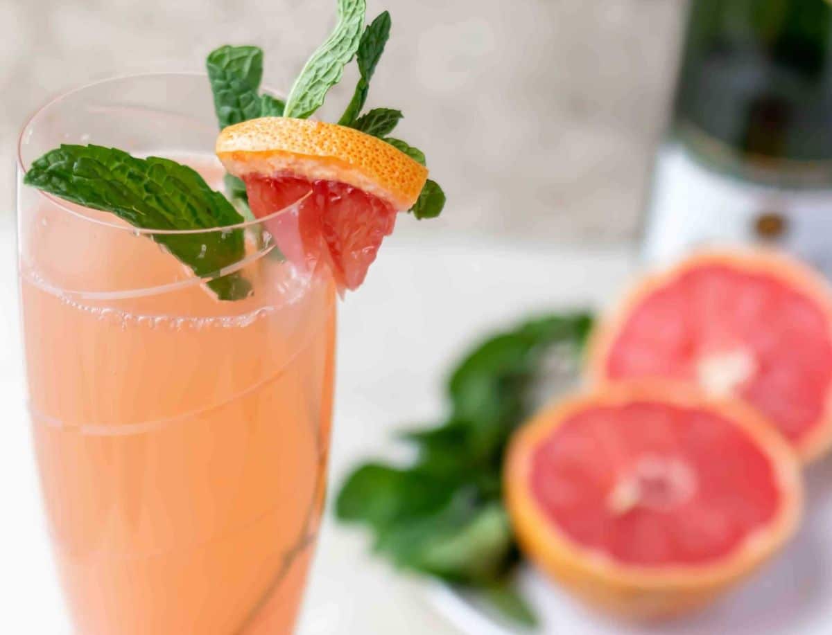 Grapefruit Mimosa - Monica Nedeff