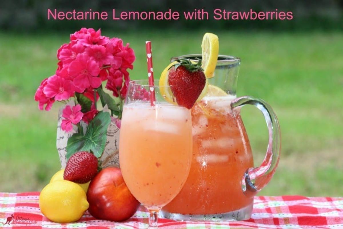 Nectarine Lemonade with Strawberries Recipe