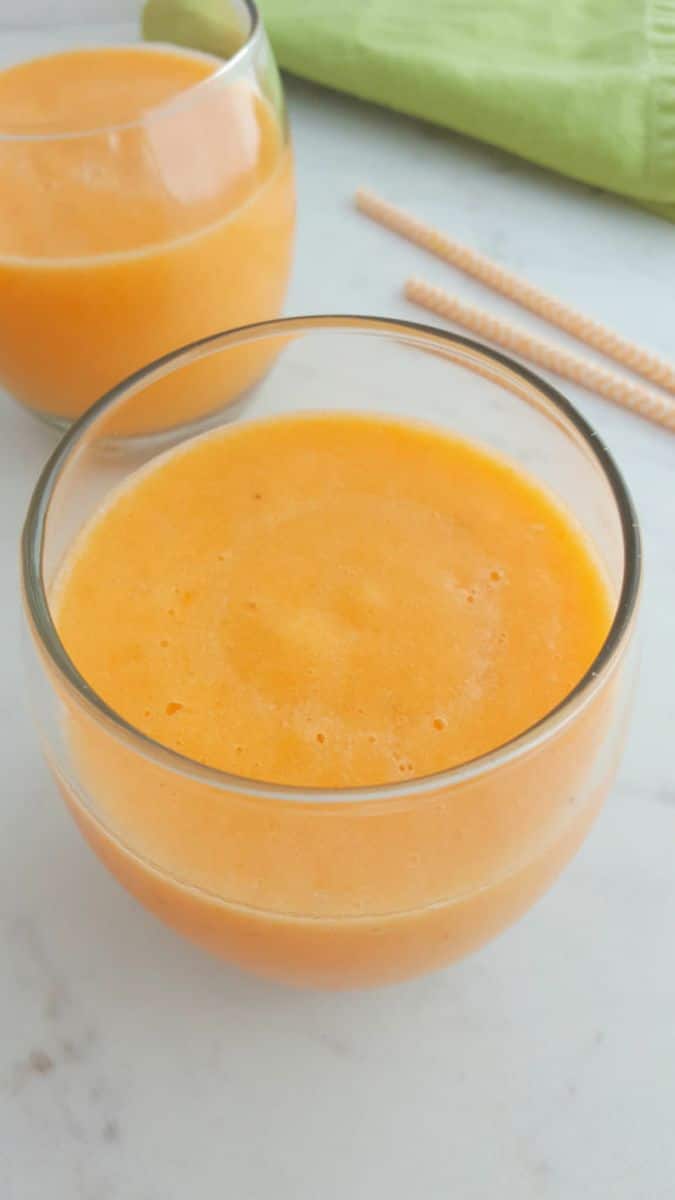 Healthy Carrot Pineapple Smoothie With Bananas | MomsWhoSave.com