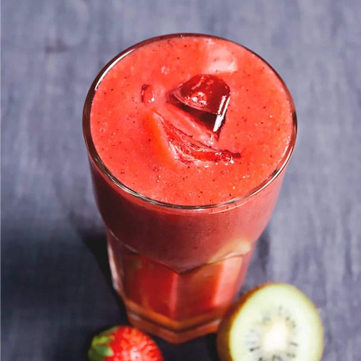 Strawberry Kiwi Juice Recipe MasalaHerb.com