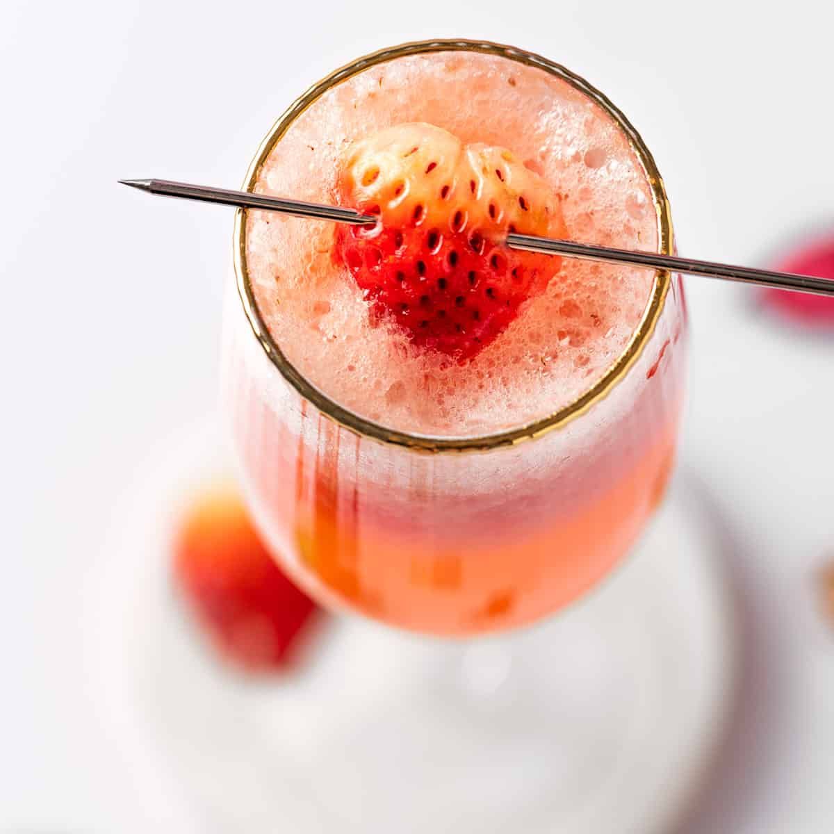 Strawberry Bellini Recipe (with Prosecco) - The Littlest Crumb