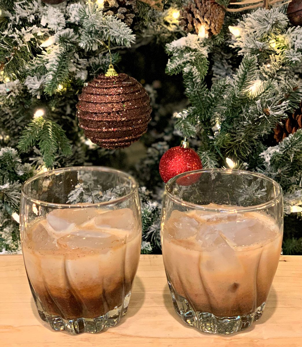 Gingerbread White Russian - The Cookin Chicks