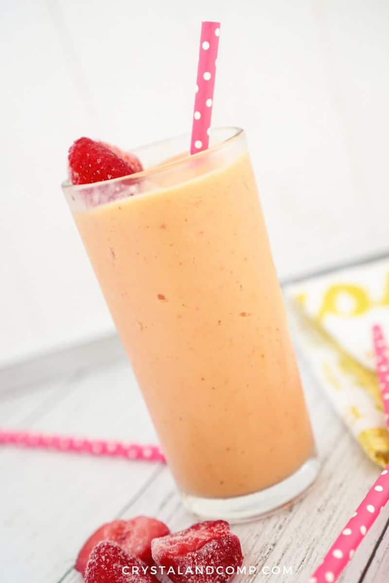 Strawberry Mango Smoothie Recipe