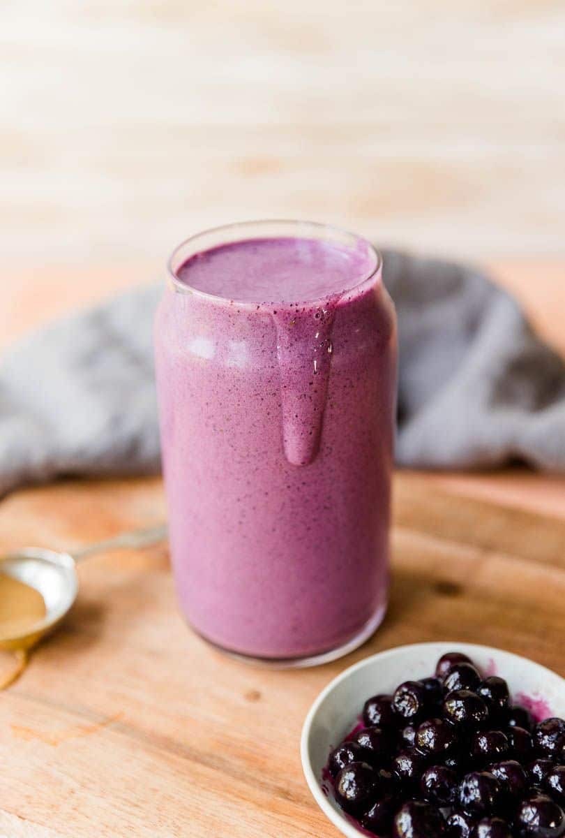 Blueberry Vanilla Protein Shake Without Yogurt