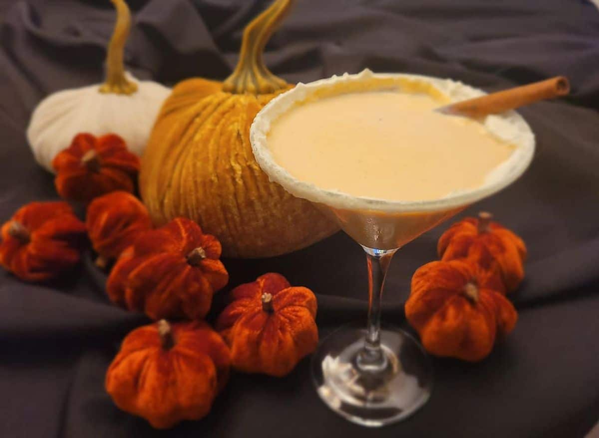 HallowWeenie Martini (Pumpkin Pie Martini) - Cuss Kitchen