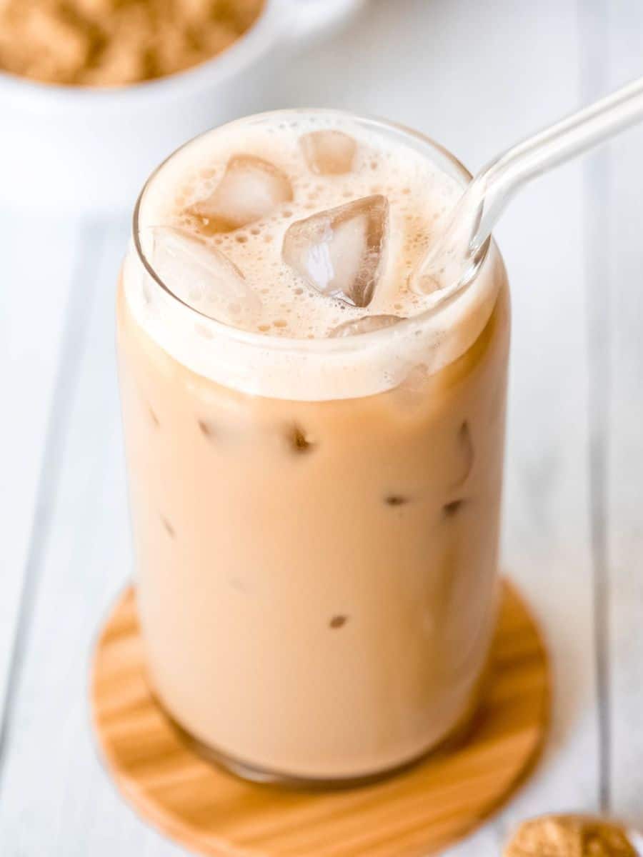 Brown Sugar Shaken Espresso (Starbucks Copycat) - coffeecopycat.com