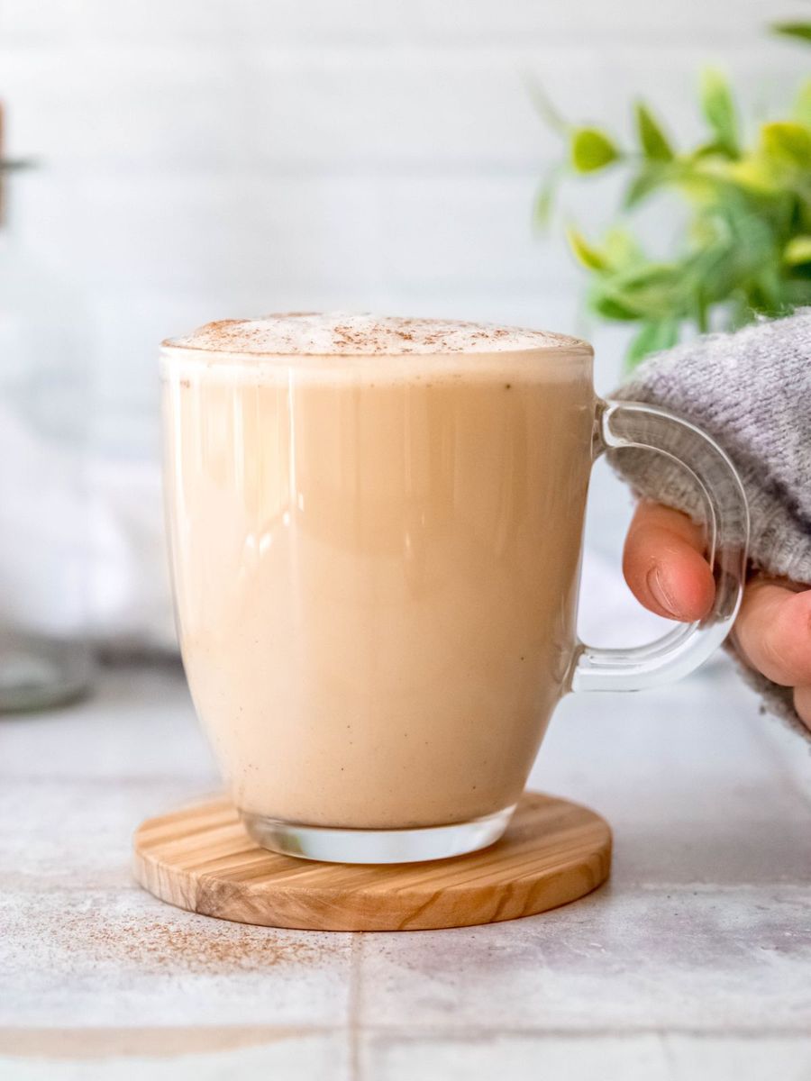 Oat Milk Latte - coffeecopycat.com